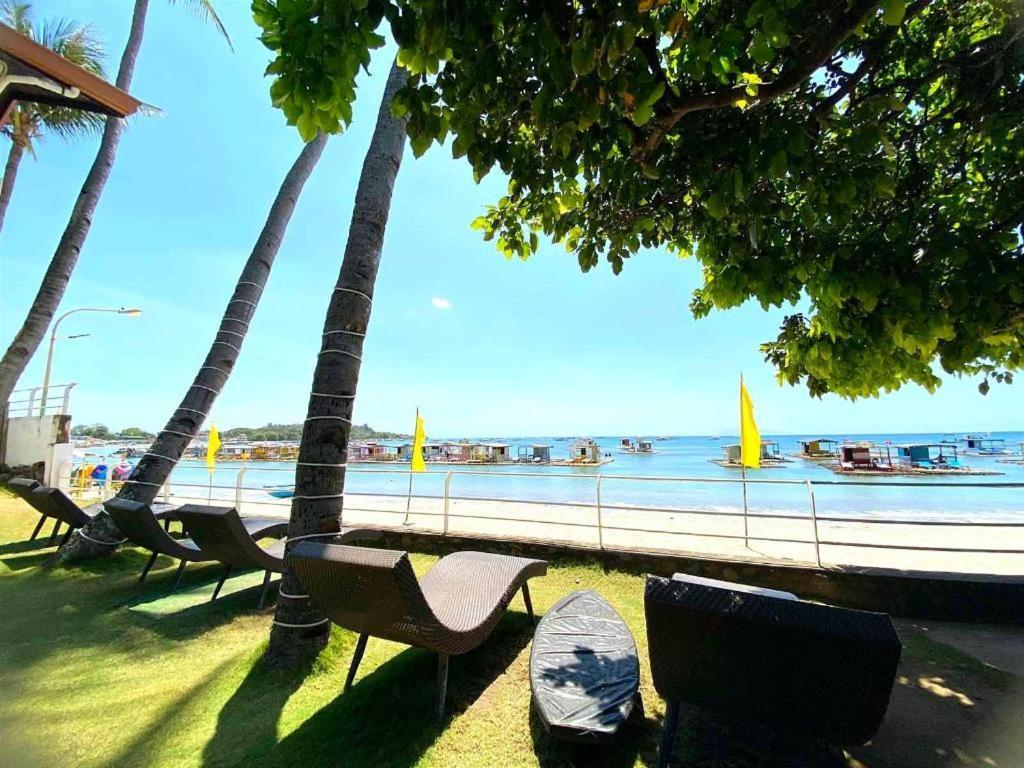 Coral Beach Club Матабунгкей Екстер'єр фото